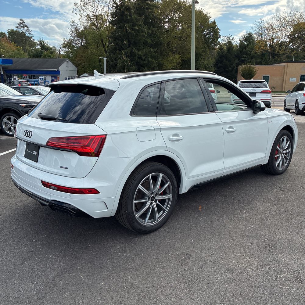 2024 Audi Q5 S-Line Prem+ 55 PHEV