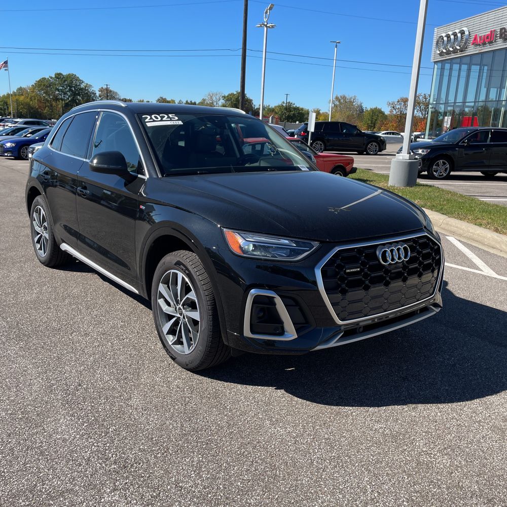 2025 Audi Q5 S-Line Prem+ 45