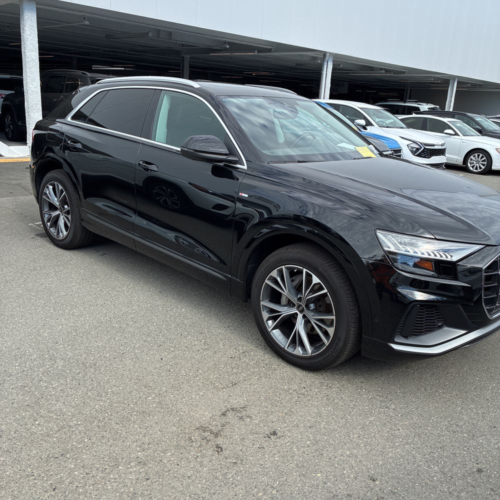 2023 Audi Q8 Premium Plus 55 TFSI