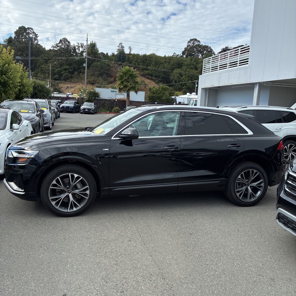 2023 Audi Q8 Premium Plus 55 TFSI