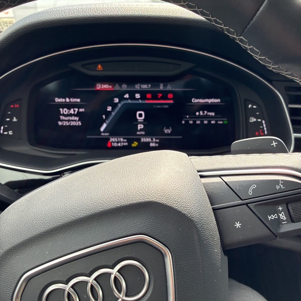 2023 Audi Q8 Premium Plus 55 TFSI