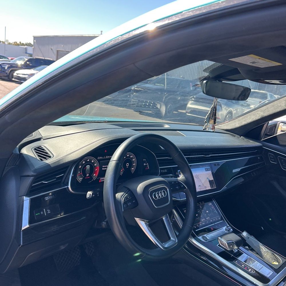 2021 Audi Q8 Prestige