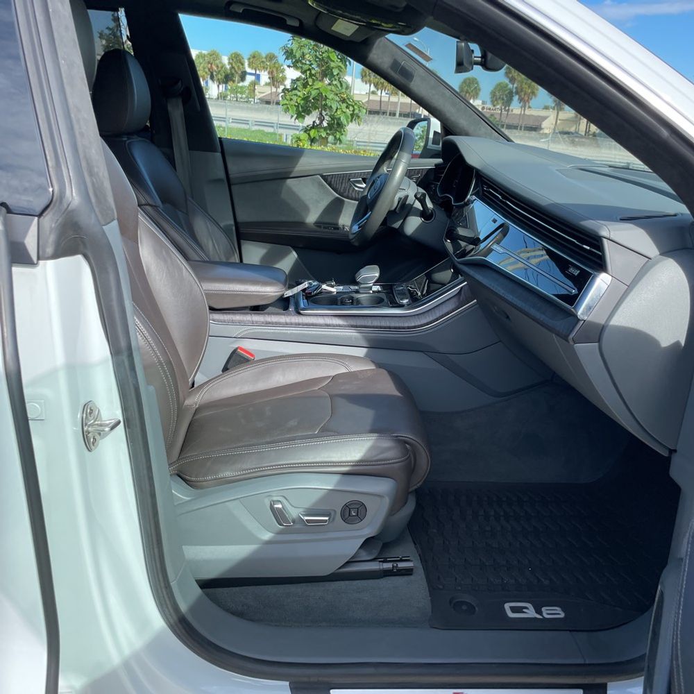 2021 Audi Q8 Prestige
