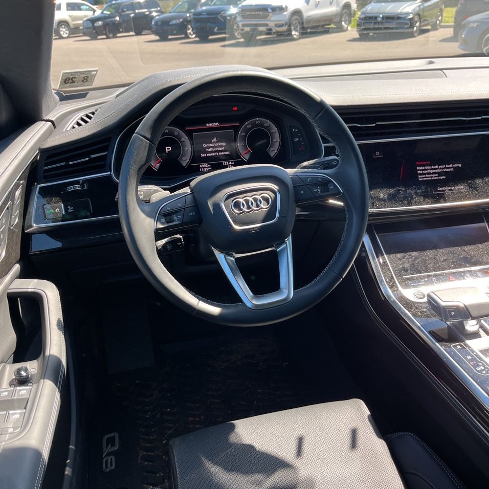 2024 Audi Q8 Prestige 55