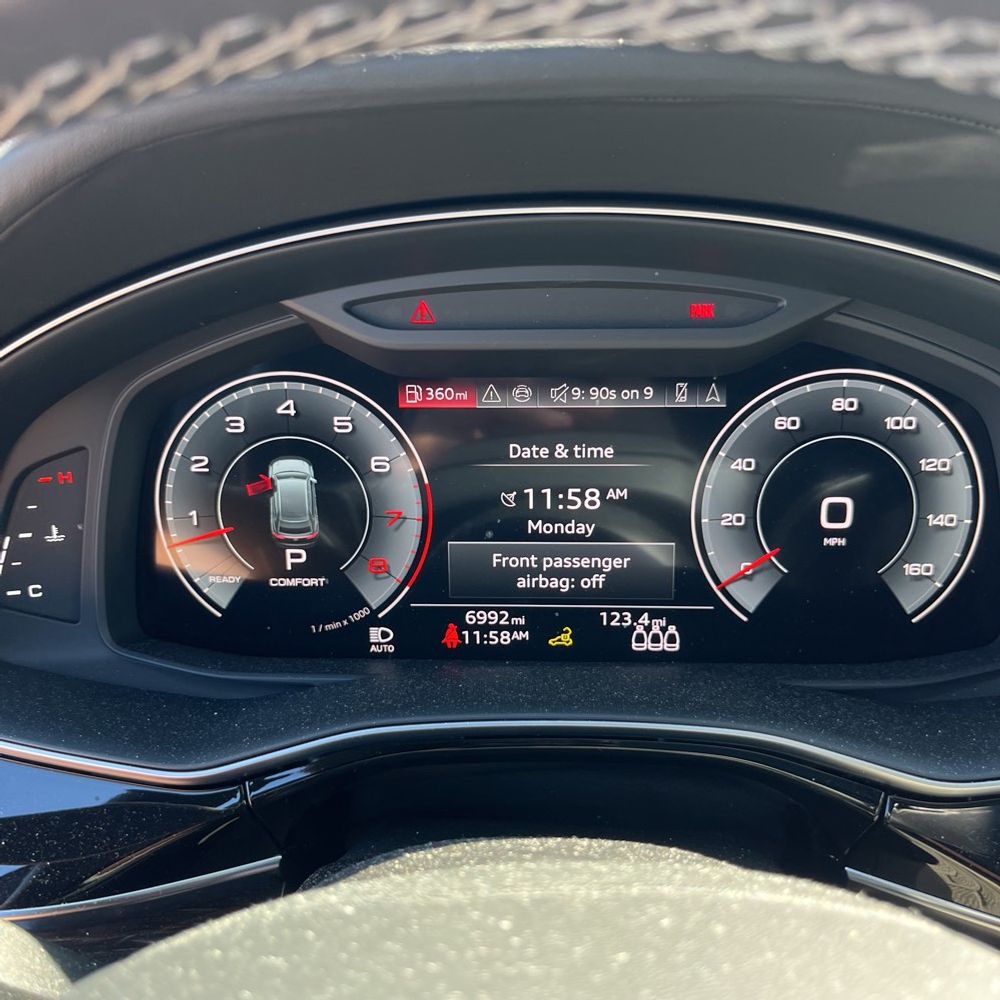 2024 Audi Q8 Prestige 55