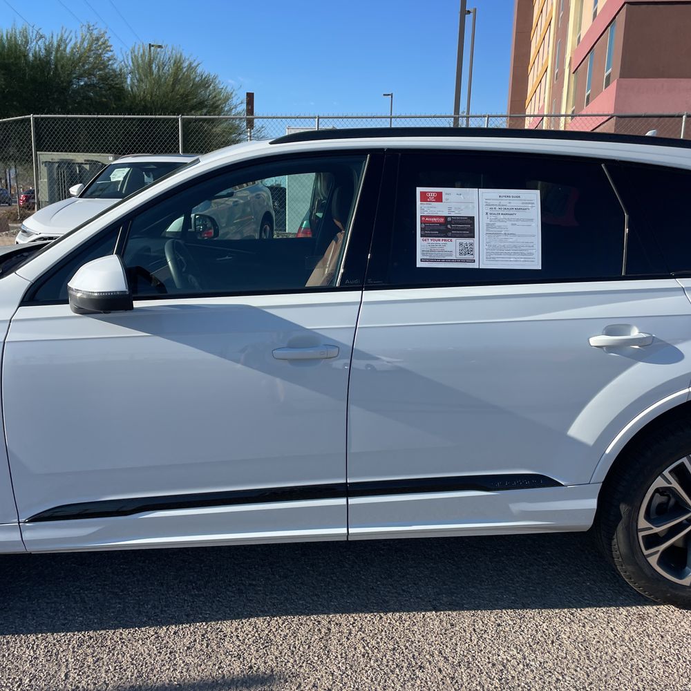 2025 Audi Q7 Premium Plus 45