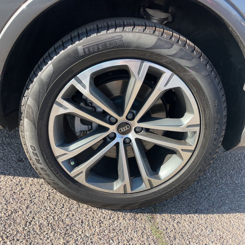 2025 Audi Q7 Premium Plus 45