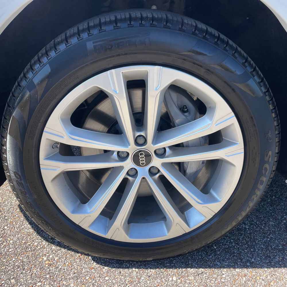2025 Audi Q7 Premium Plus 45