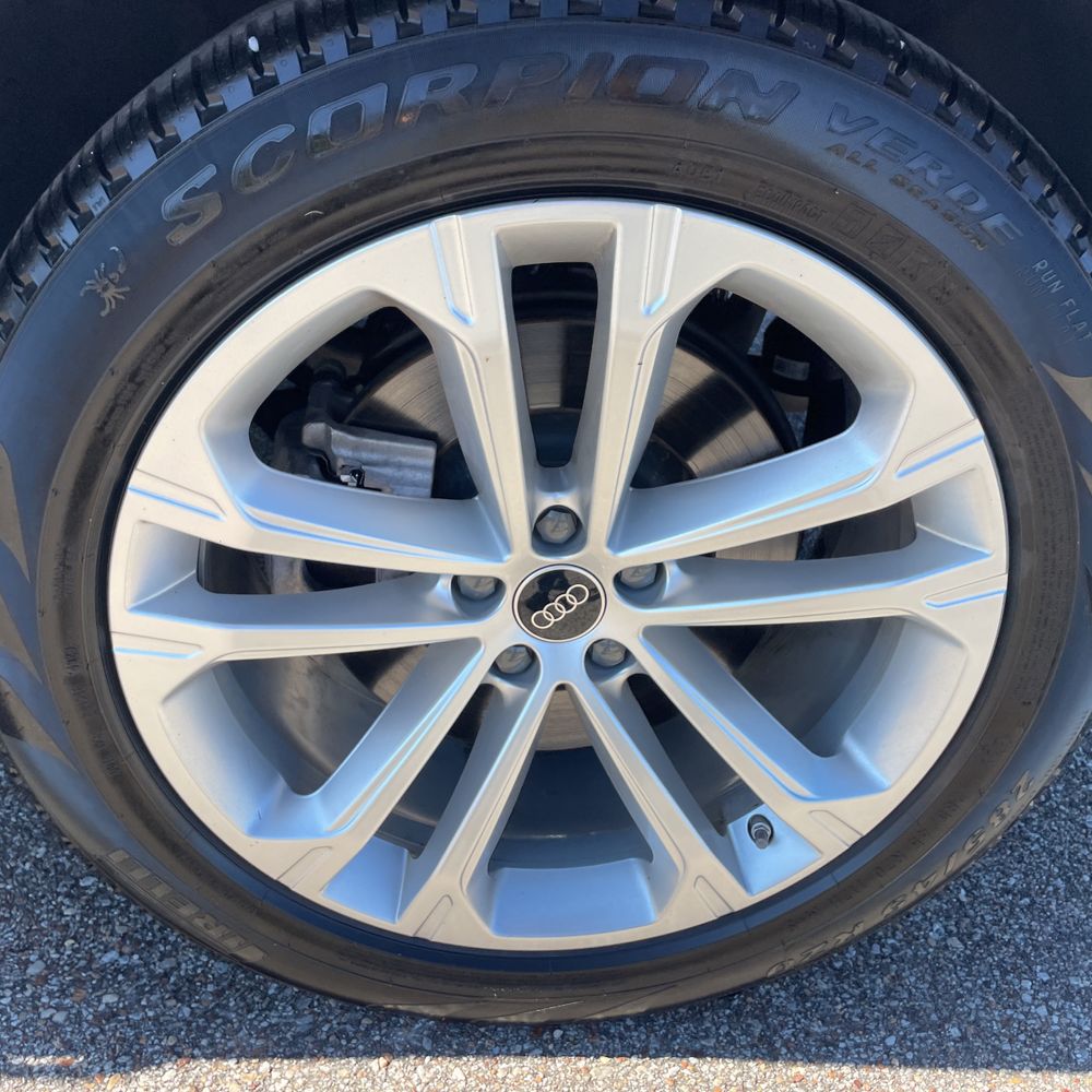 2025 Audi Q7 Premium Plus 45