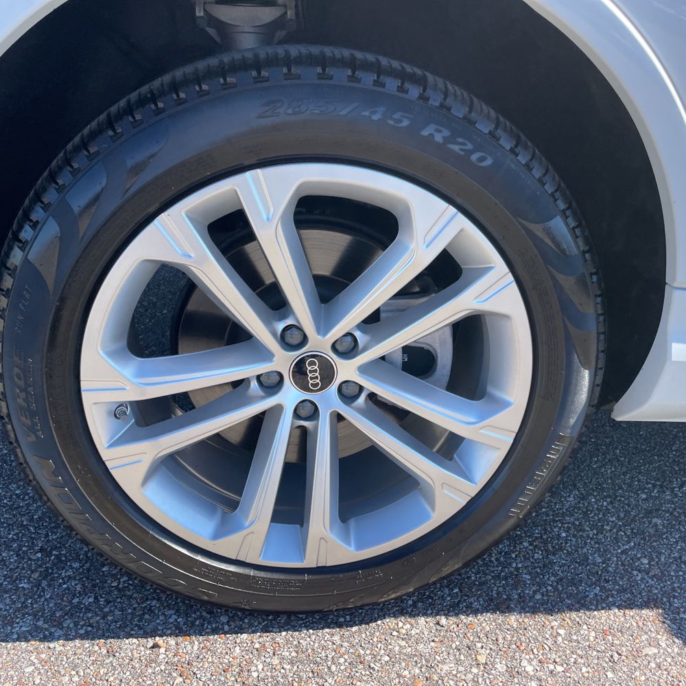 2025 Audi Q7 Premium Plus 45