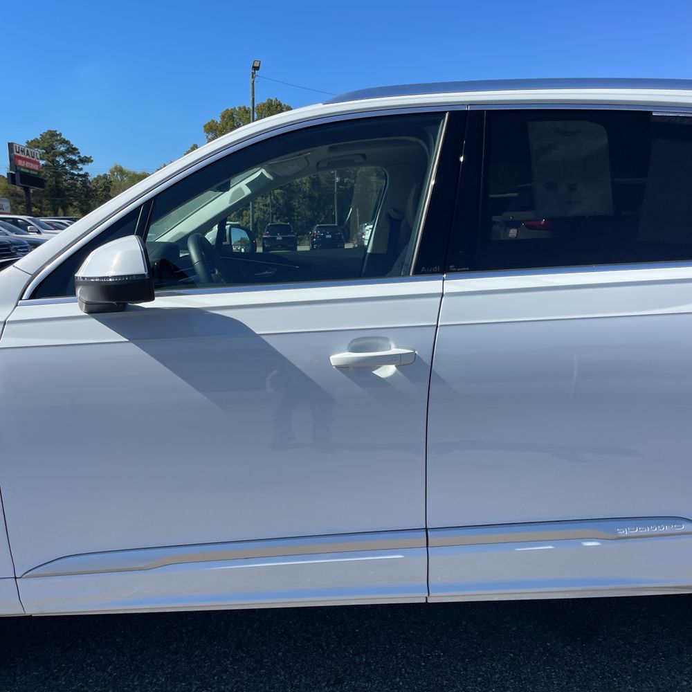 2025 Audi Q7 Premium Plus 45