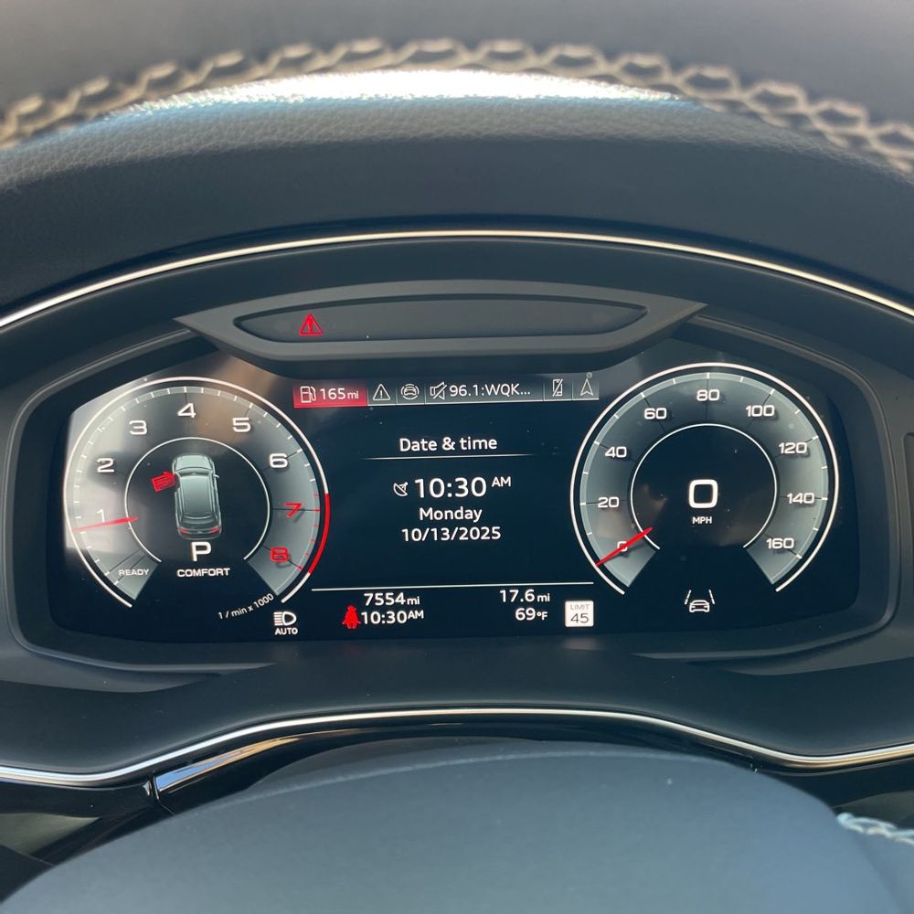 2025 Audi Q7 Premium Plus 45