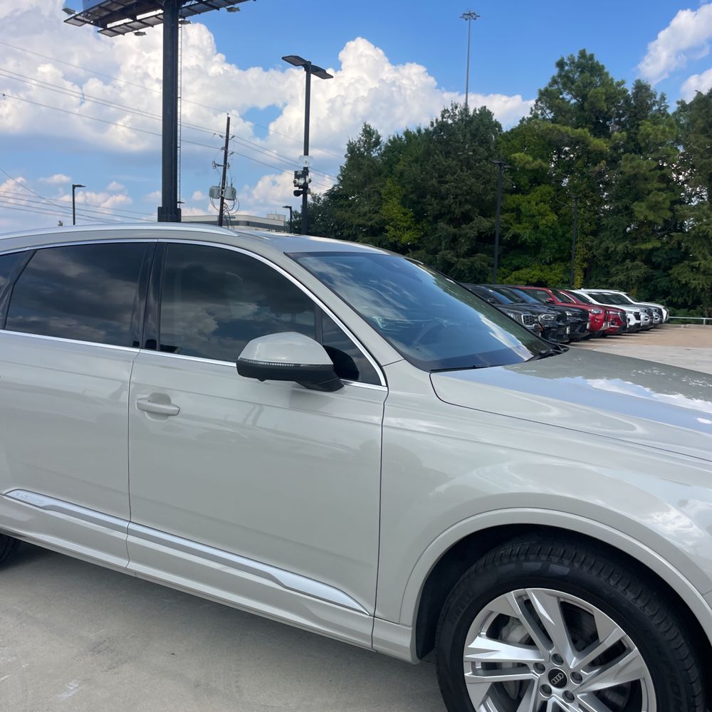 2022 Audi Q7 Premium Plus 45 TFSI