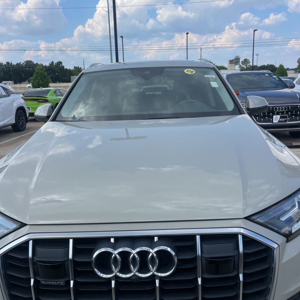 2022 Audi Q7 Premium Plus 45 TFSI