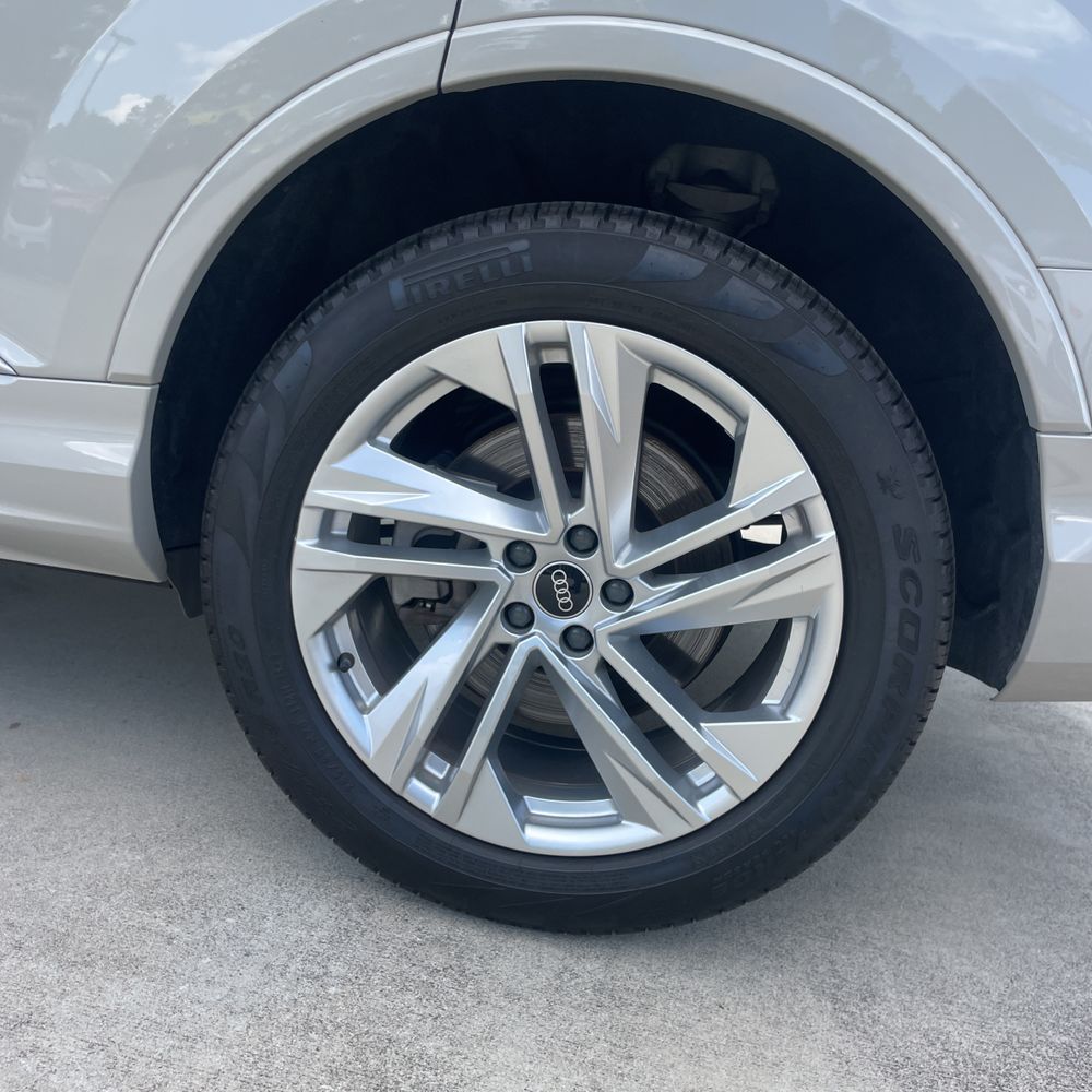 2022 Audi Q7 Premium Plus 45 TFSI