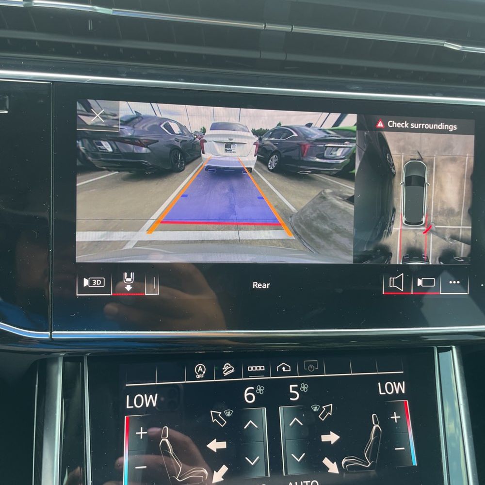 2022 Audi Q7 Premium Plus 45 TFSI