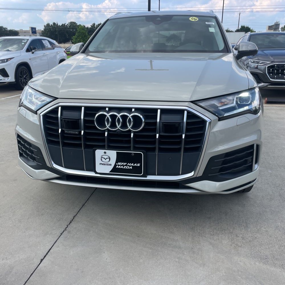 2022 Audi Q7 Premium Plus 45 TFSI