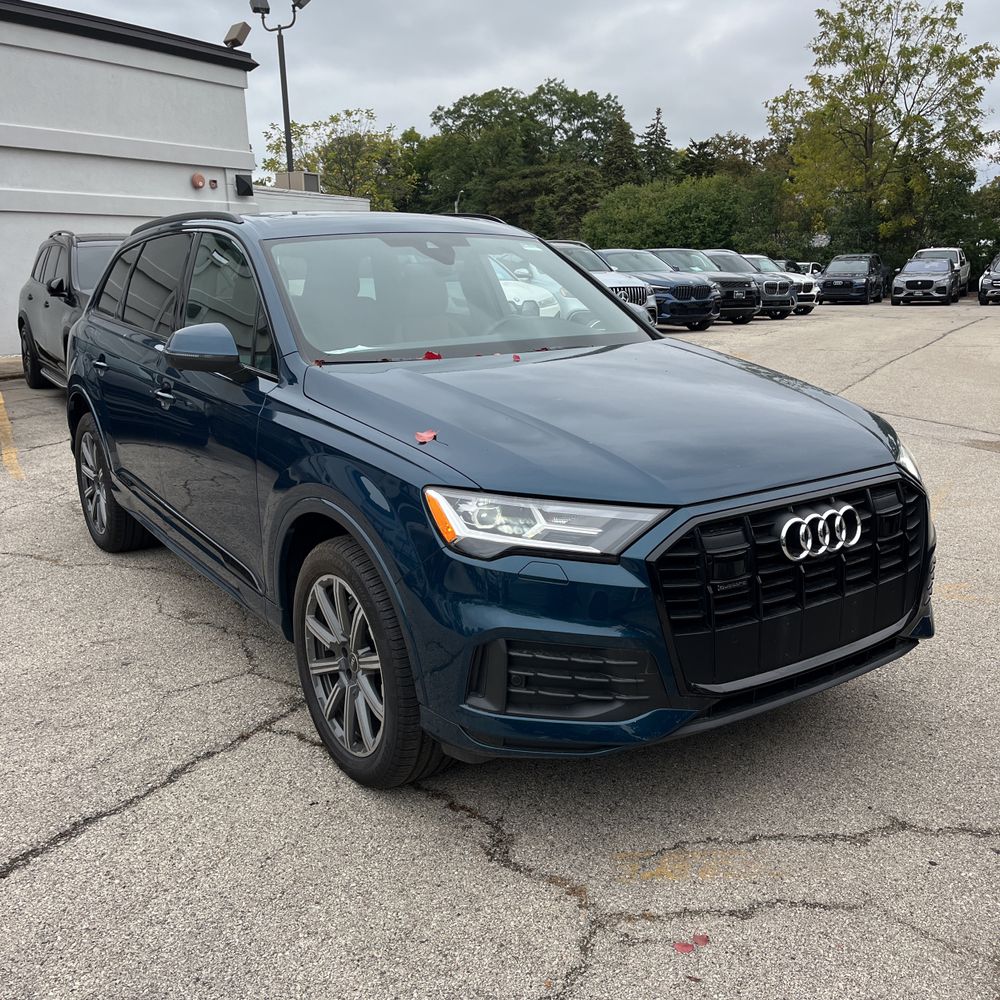 2022 Audi Q7 Premium Plus 45 TFSI