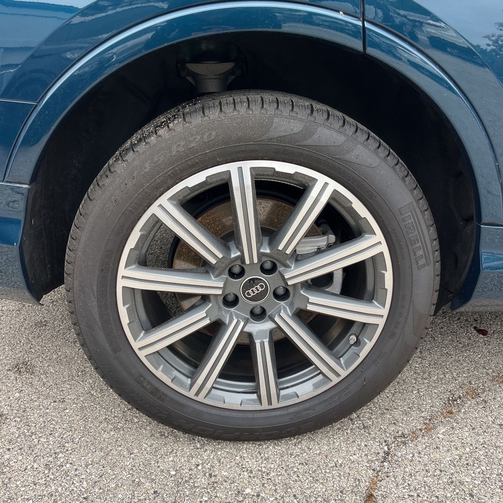 2022 Audi Q7 Premium Plus 45 TFSI
