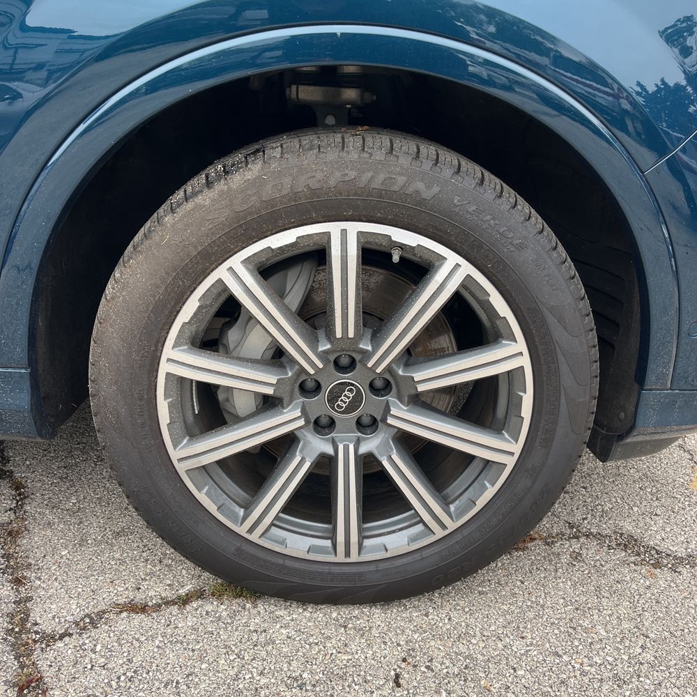 2022 Audi Q7 Premium Plus 45 TFSI