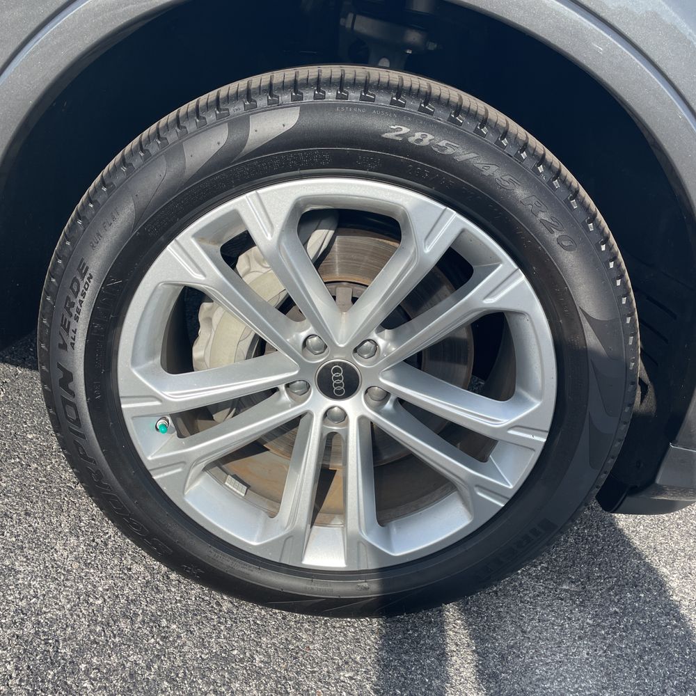 2025 Audi Q7 Premium Plus 55
