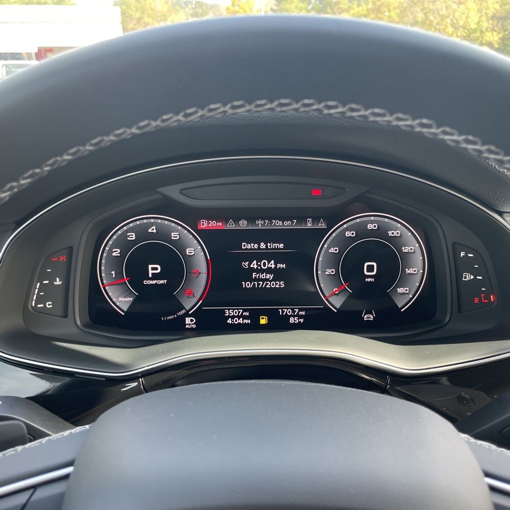 2025 Audi Q7 Premium Plus 55