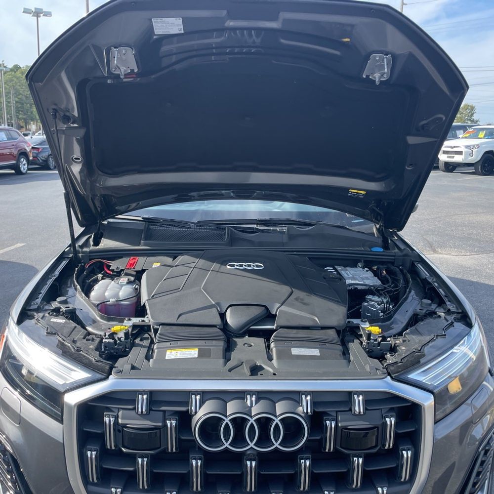 2025 Audi Q7 Premium Plus 55