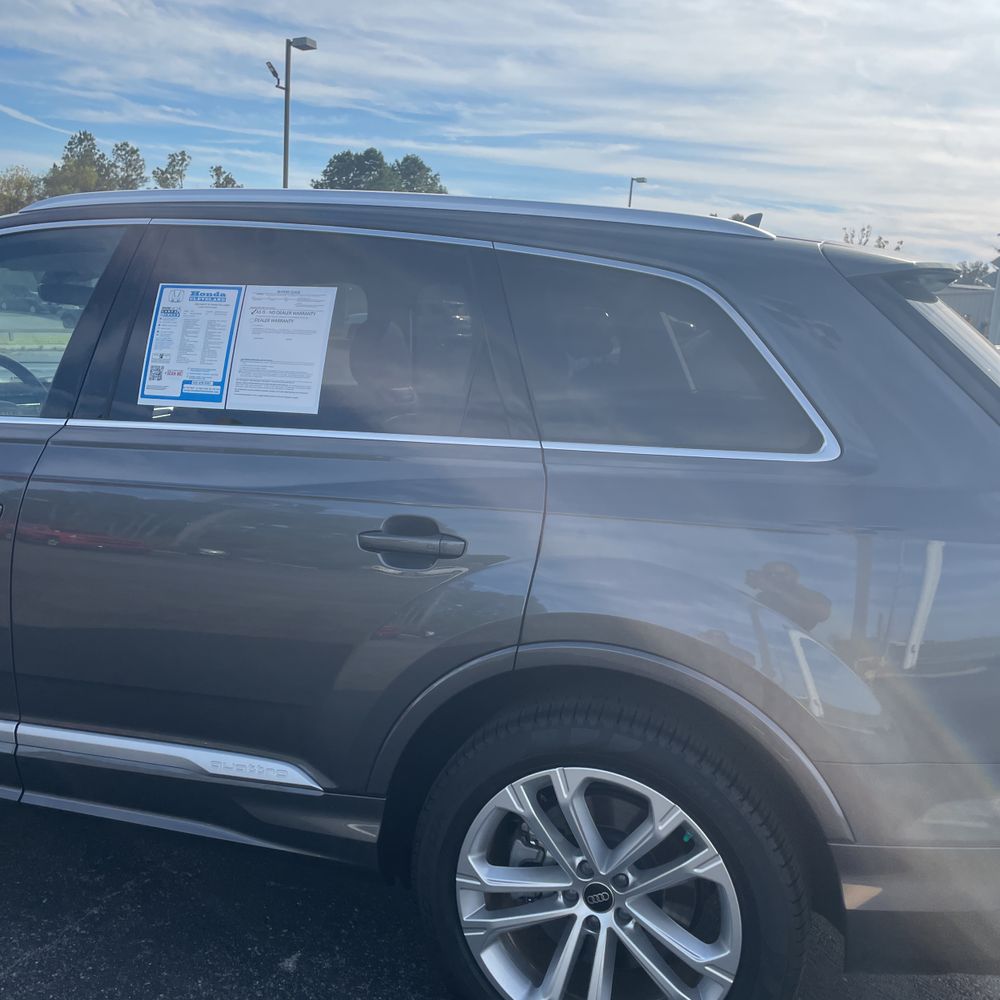 2025 Audi Q7 Premium Plus 55