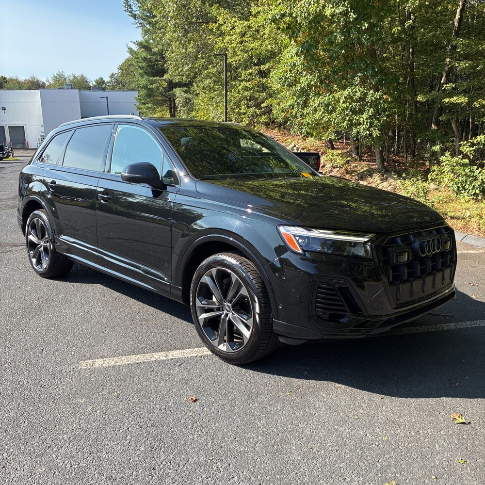 2025 Audi Q7 Premium Plus 55