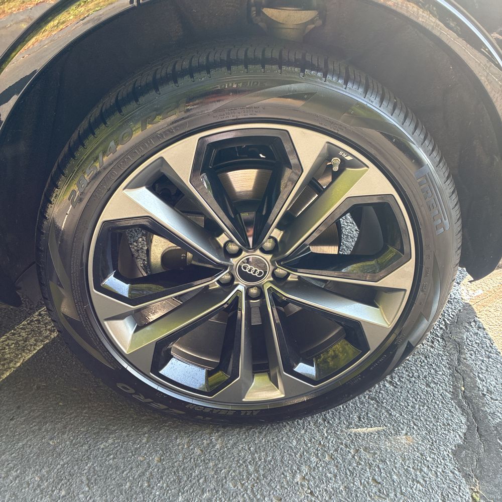 2025 Audi Q7 Premium Plus 55