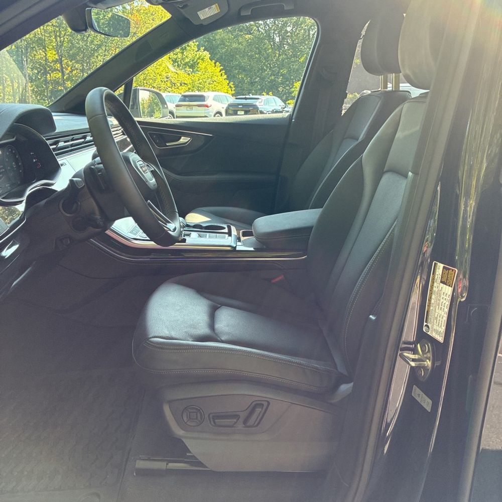 2025 Audi Q7 Premium Plus 55