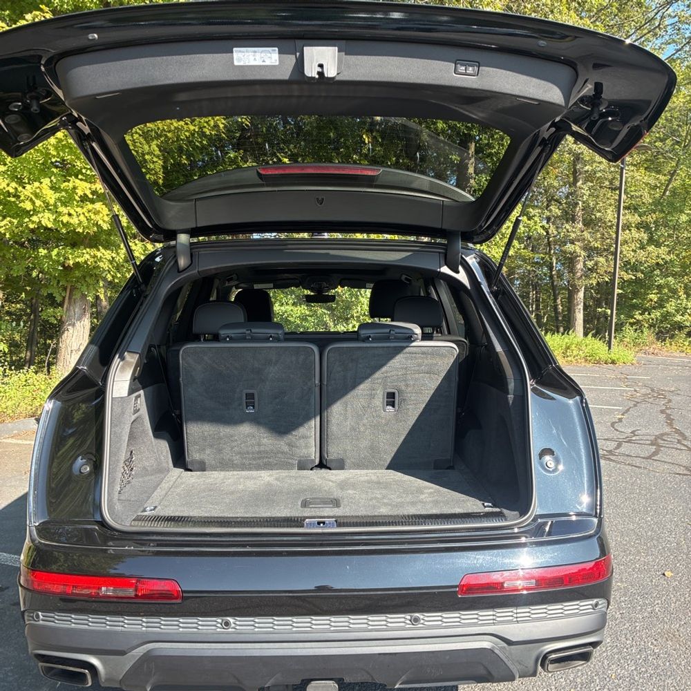 2025 Audi Q7 Premium Plus 55