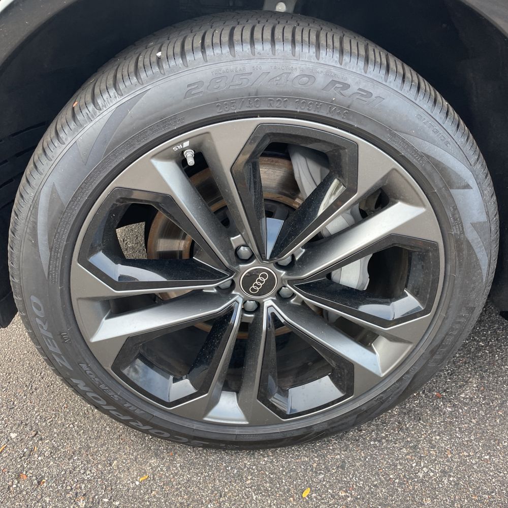 2025 Audi Q7 Premium Plus 55
