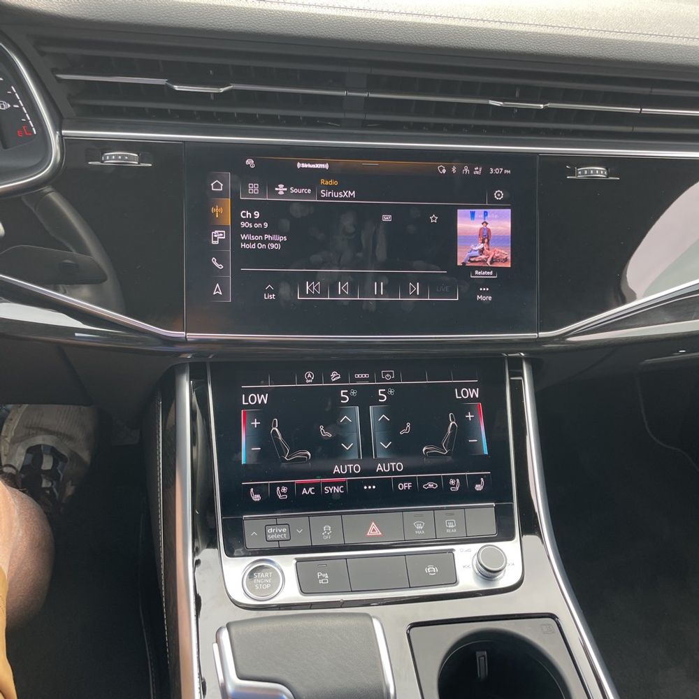 2025 Audi Q7 Premium Plus 55