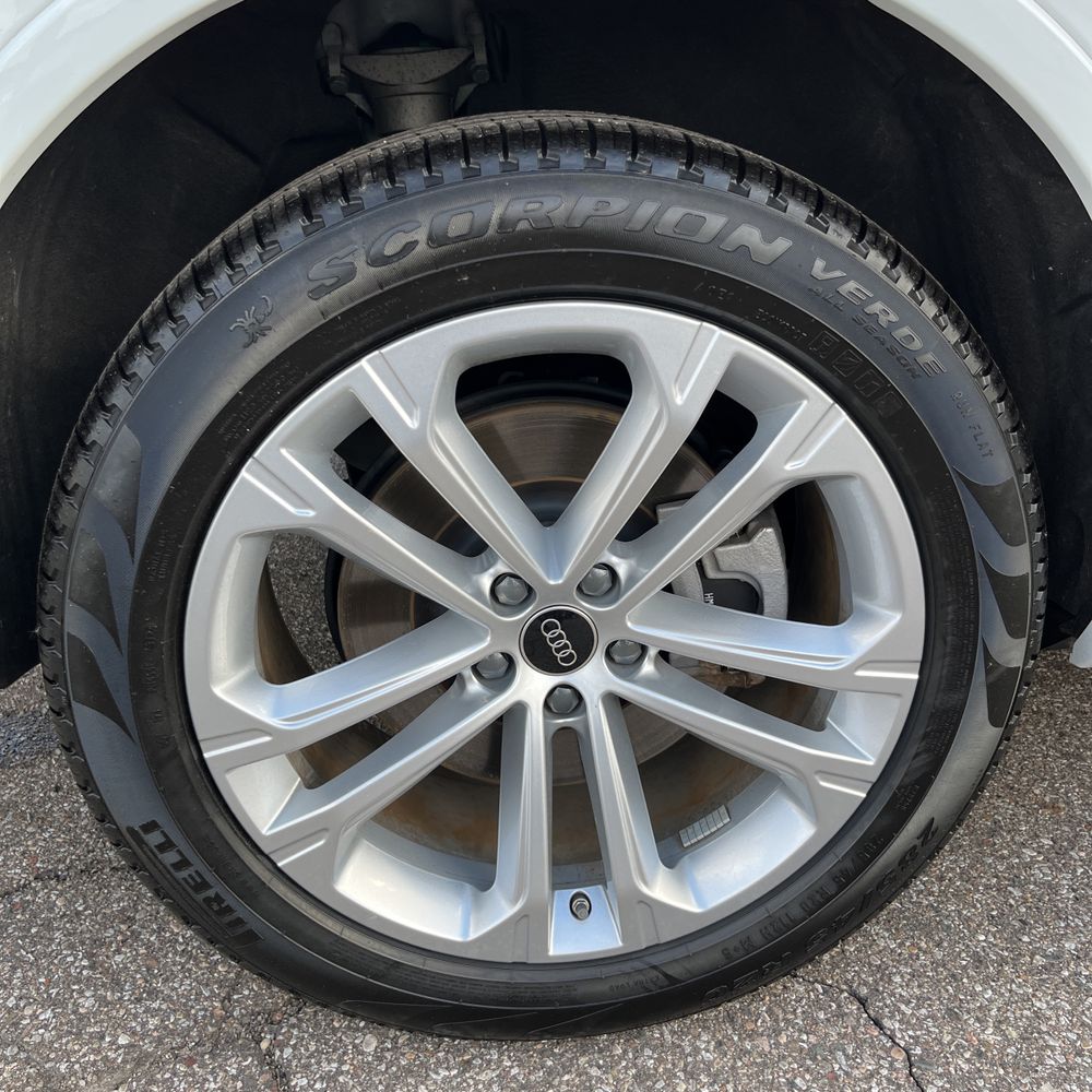 2025 Audi Q7 Premium Plus 55
