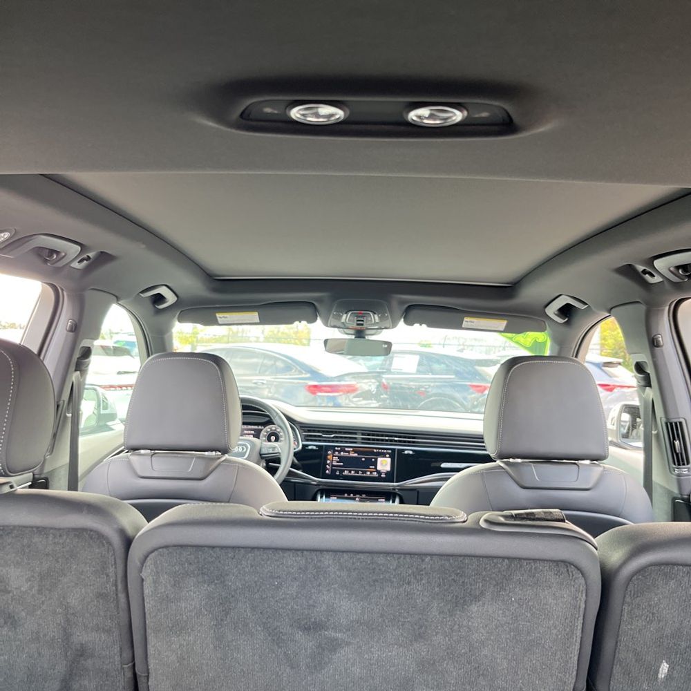 2025 Audi Q7 Premium Plus 55