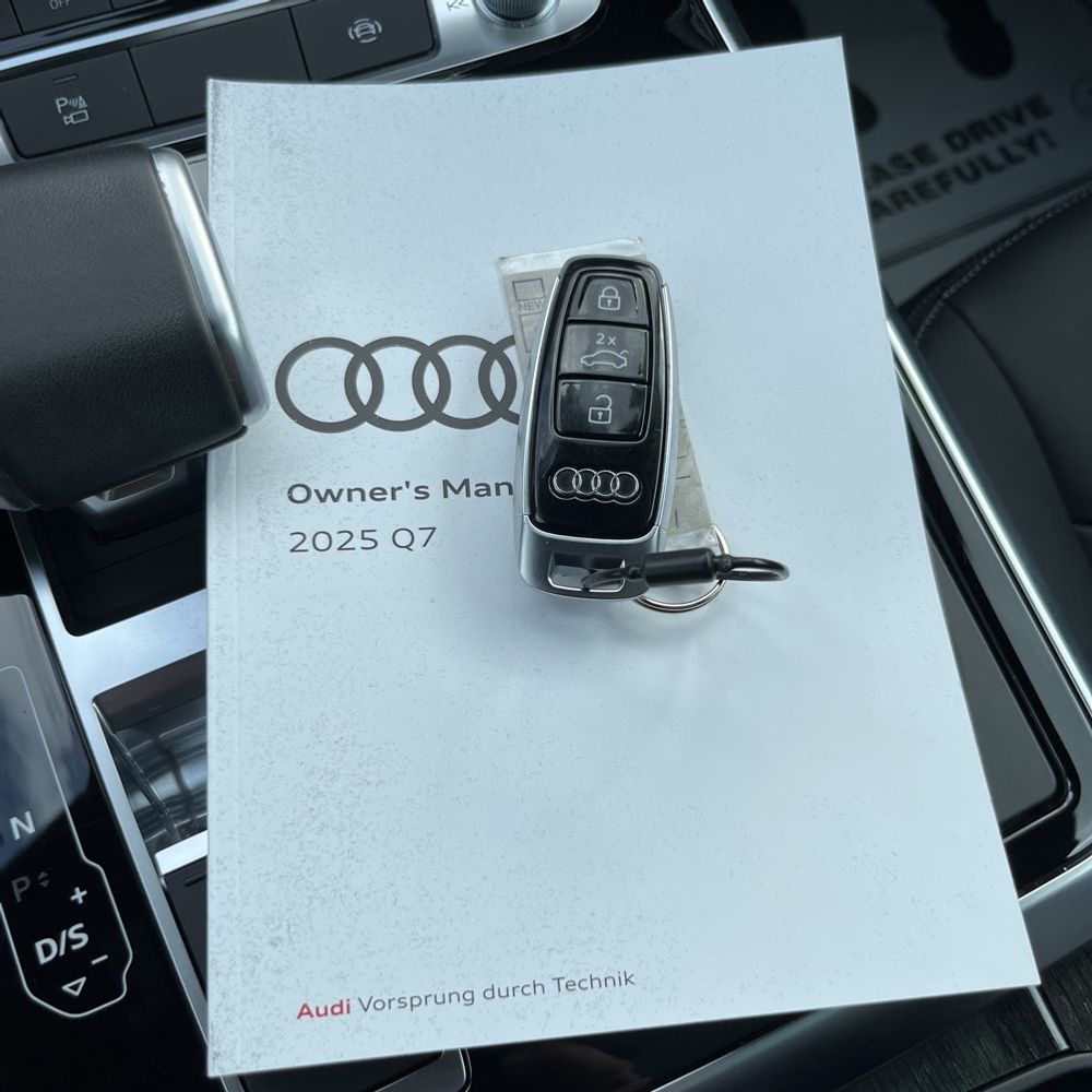 2025 Audi Q7 Premium Plus 55