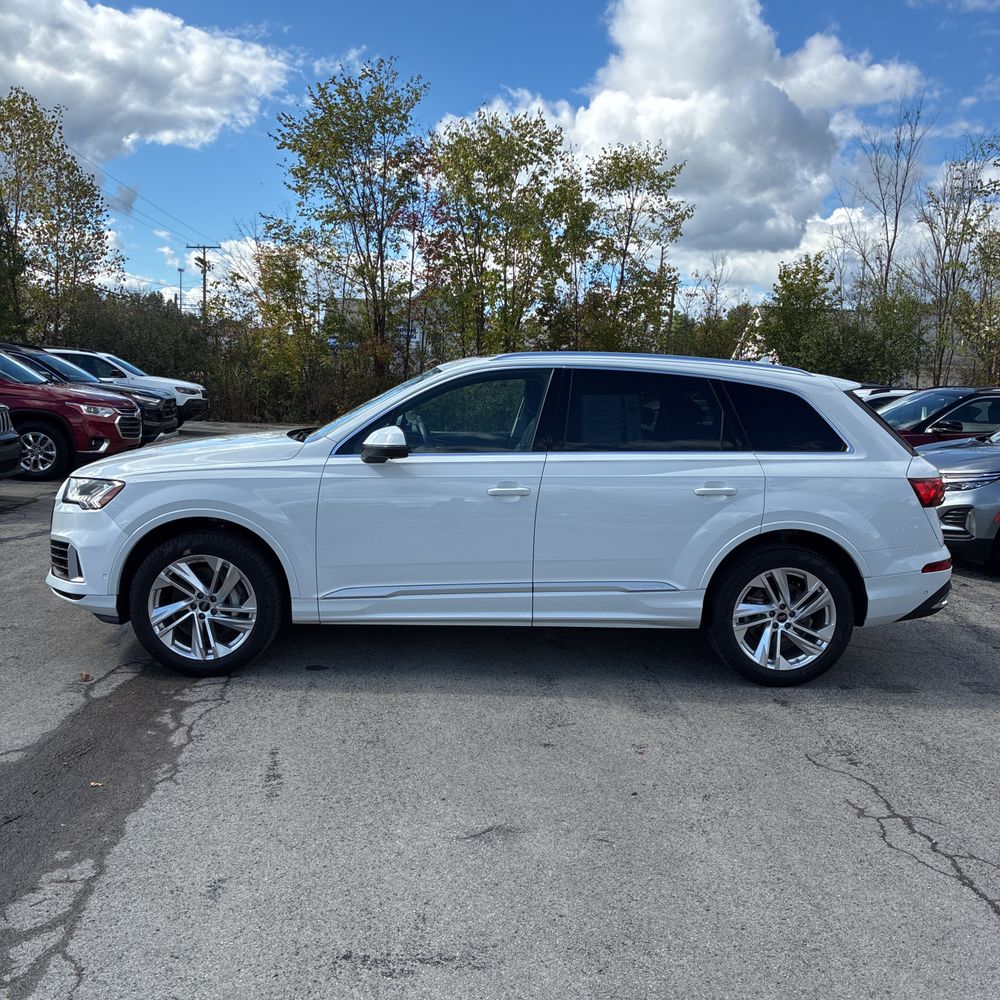 2024 Audi Q7 Premium Plus 55