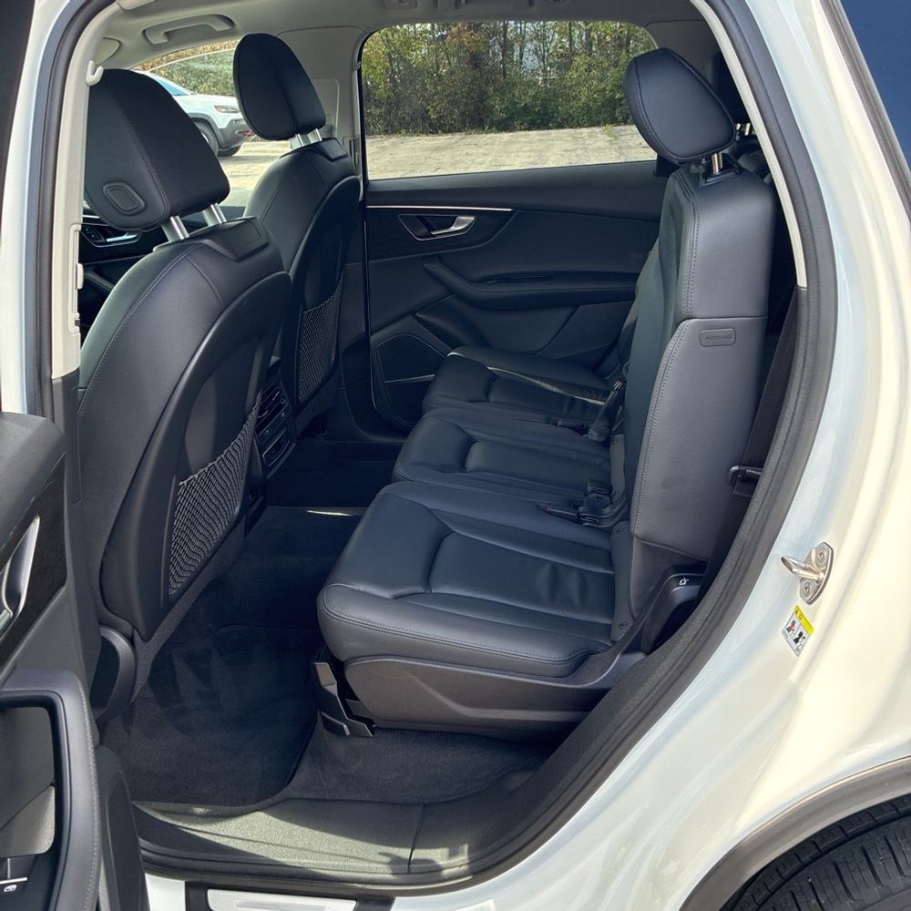 2024 Audi Q7 Premium Plus 55