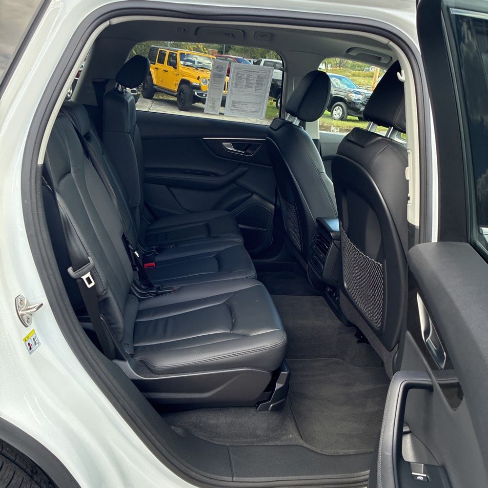 2024 Audi Q7 Premium Plus 55