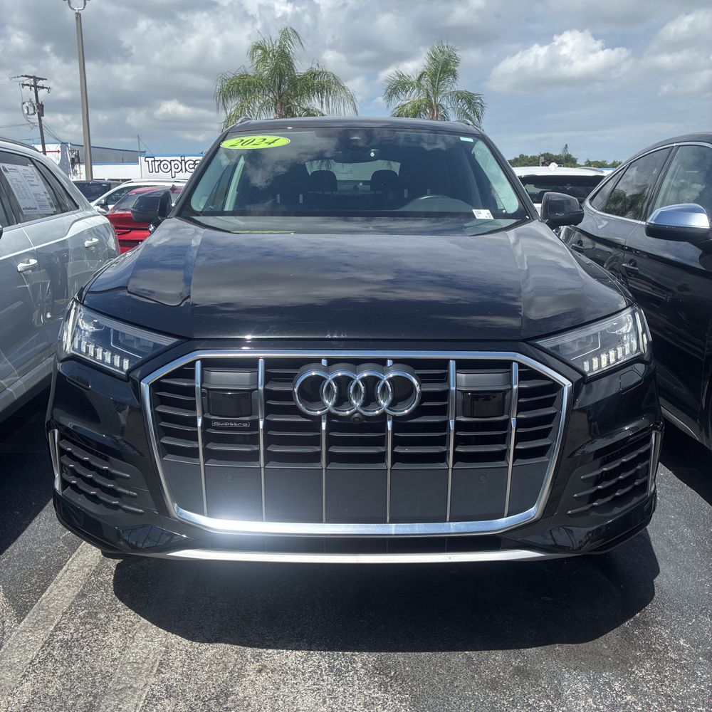 2024 Audi Q7 Premium Plus 55