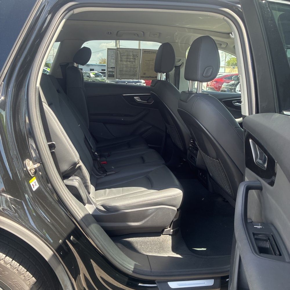 2024 Audi Q7 Premium Plus 55