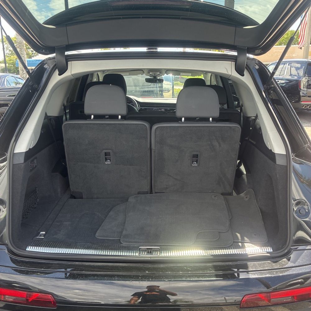 2024 Audi Q7 Premium Plus 55