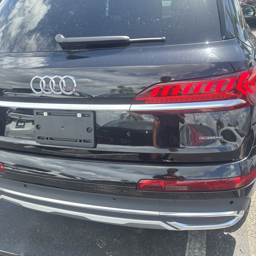 2024 Audi Q7 Premium Plus 55