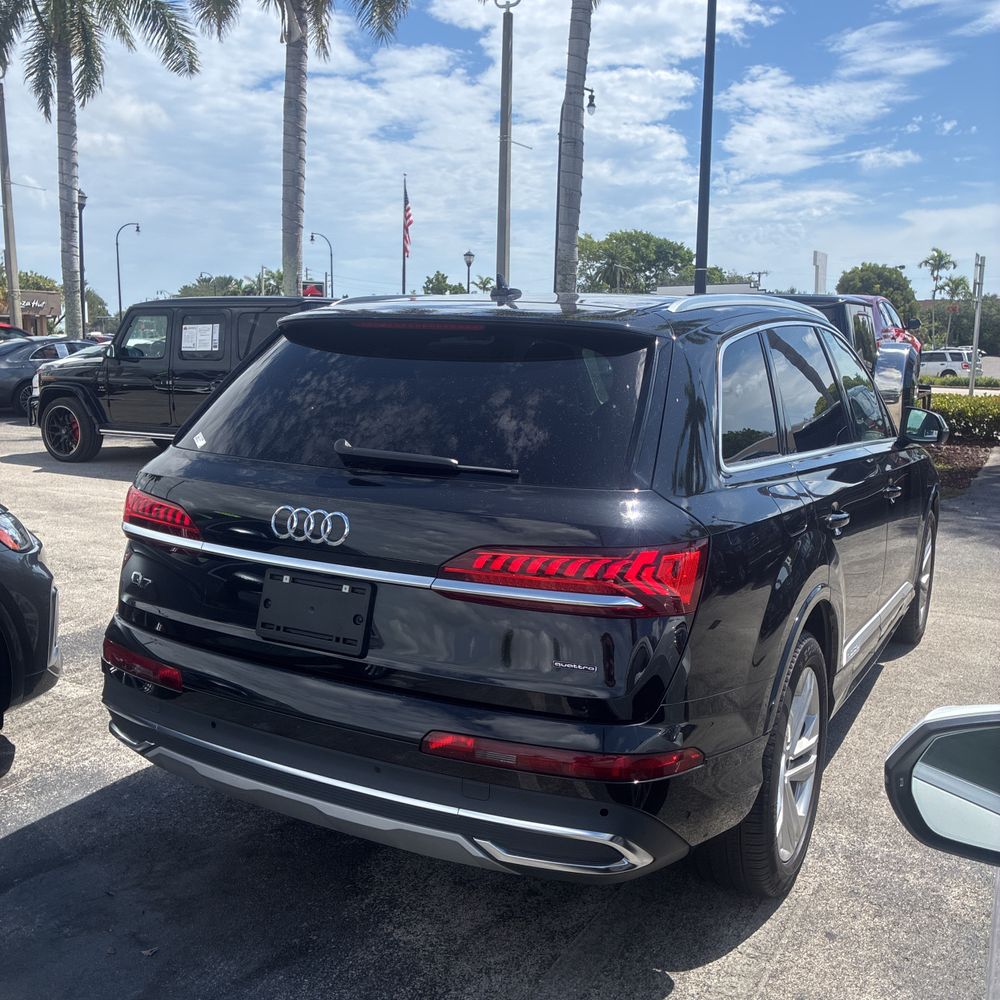 2024 Audi Q7 Premium Plus 55