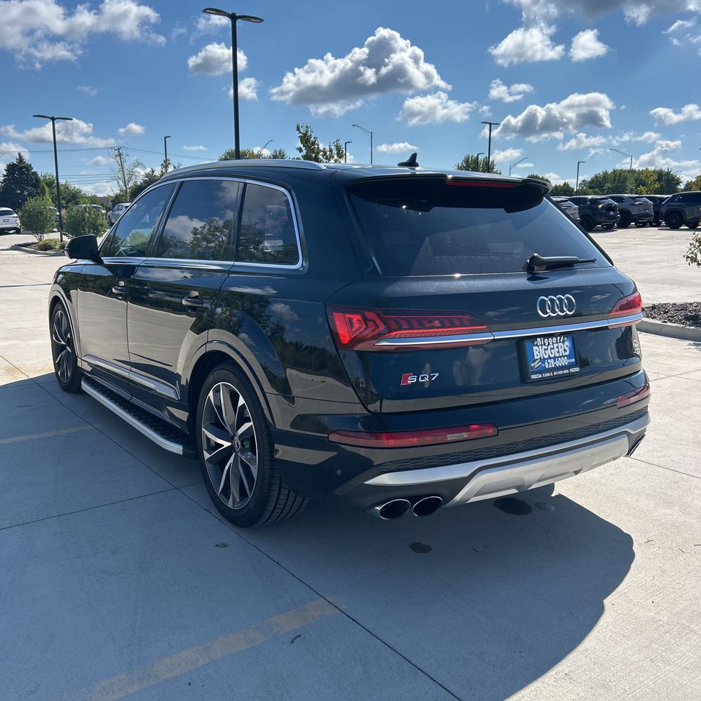 2022 Audi SQ7 Prestige