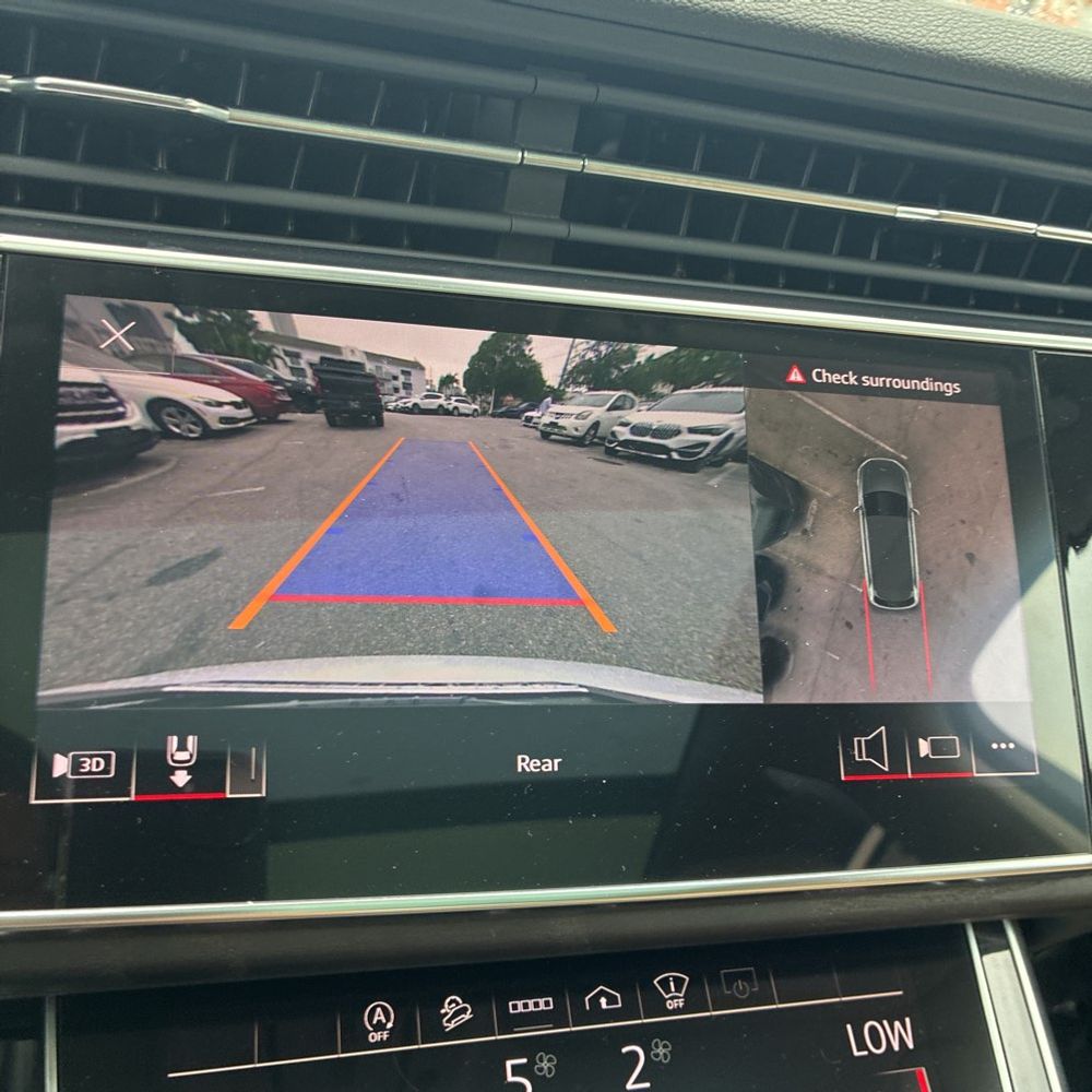 2021 Audi Q7 Prestige