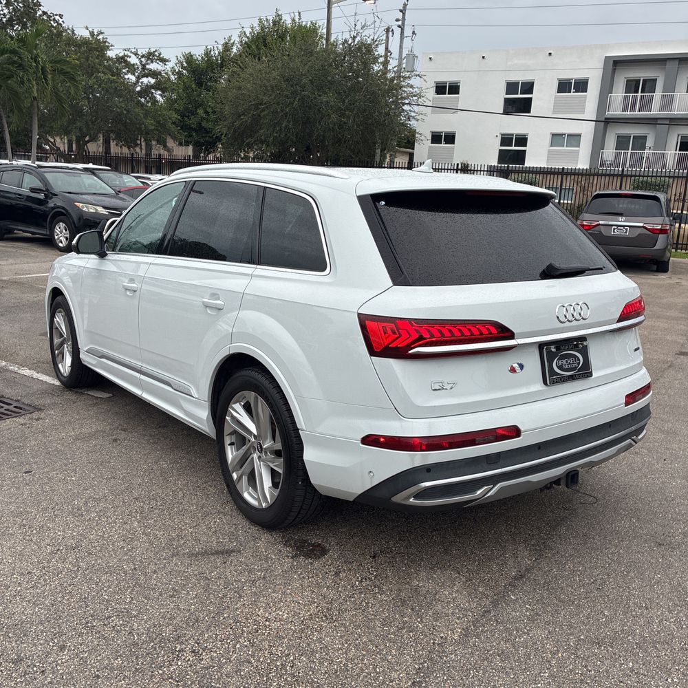 2021 Audi Q7 Prestige