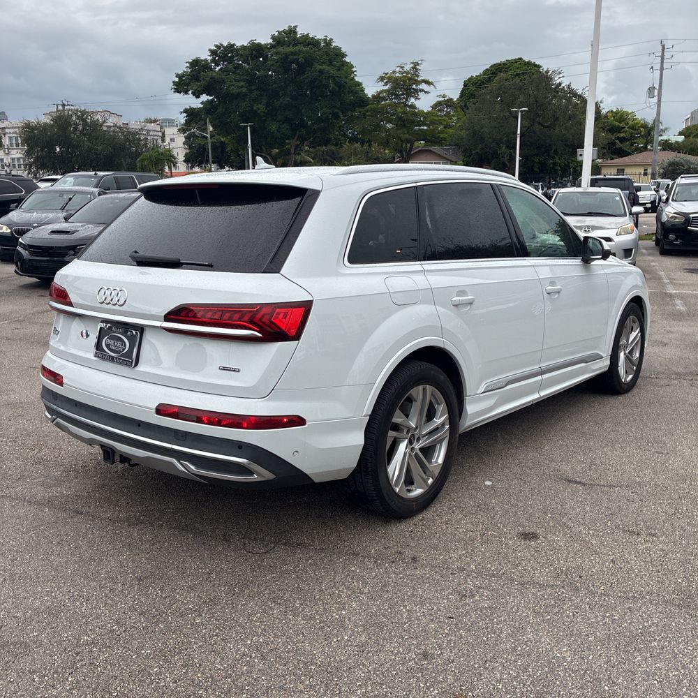 2021 Audi Q7 Prestige