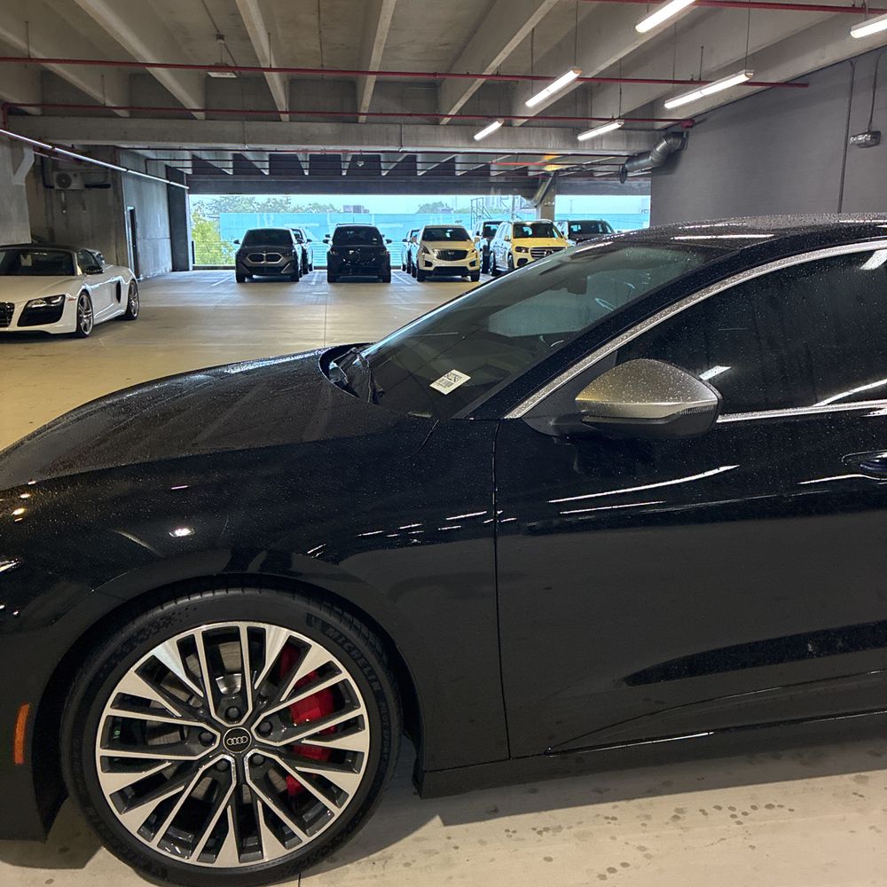 2025 Audi S6 e-tron Premium Plus